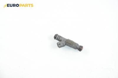 Дюза бензин за BMW X5 Series E53 (05.2000 - 12.2006) 4.4 i, 286 к.с., № Bosch 0 280 155 823